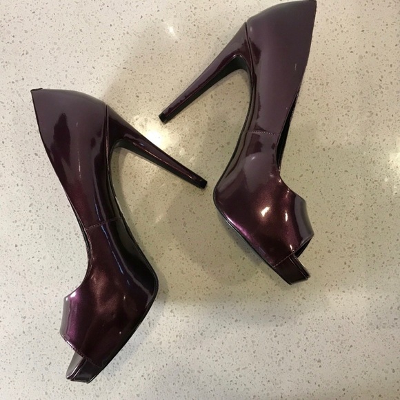 CHARLES DAVID FOX PEEP TOE PUMP - Picture 4 of 6